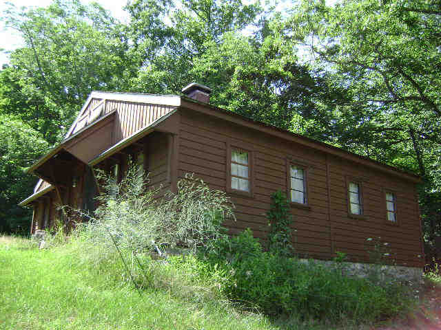 Building photograph for 115 PADDY HOLLOW RD